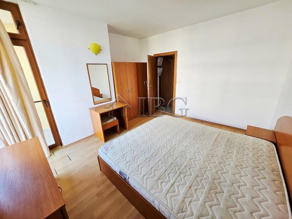 1-Bedroom Apartment with Pool View in Blue Summer Complex, Sunny Beach — photo 15 of 16