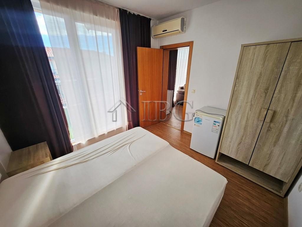 3-Bedroom Apartment with Big Terrace in Sunny View Central, Sunny Beach — photo 12 of 20
