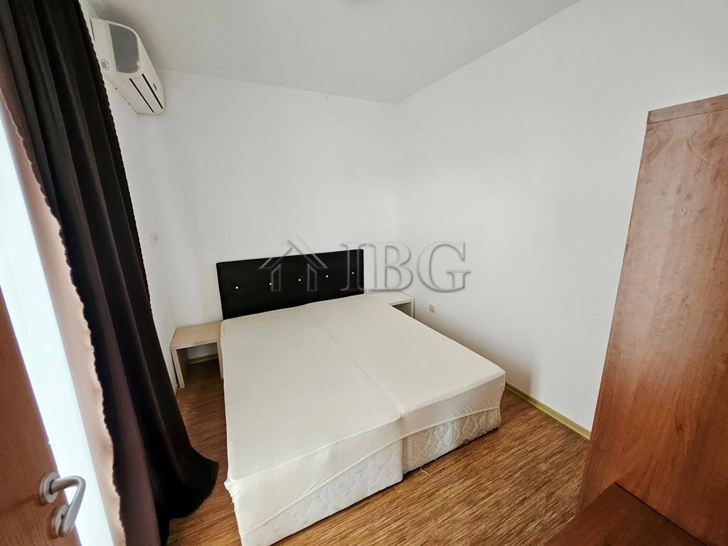 3-Bedroom Apartment with Big Terrace in Sunny View Central, Sunny Beach — photo 13 of 20