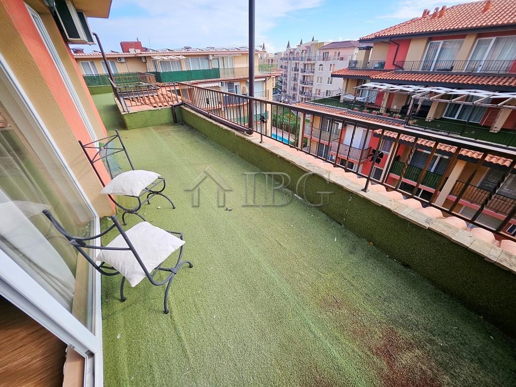 3-Bedroom Apartment with Big Terrace in Sunny View Central, Sunny Beach — photo 5 of 20