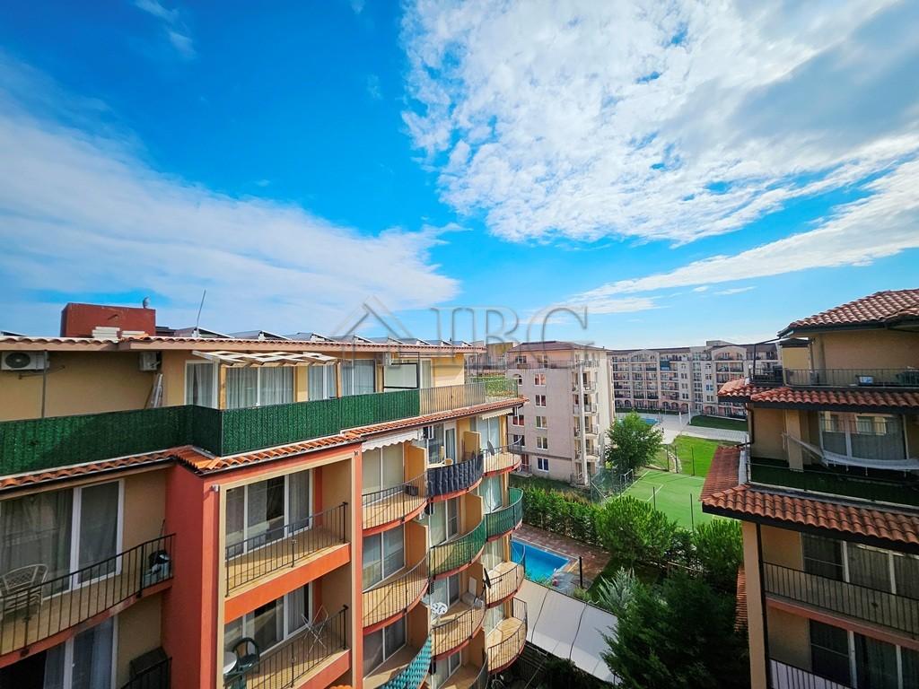 3-Bedroom Apartment with Big Terrace in Sunny View Central, Sunny Beach — photo 6 of 20