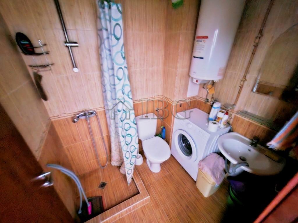 1-Bedroom Apartment with Pool View in Siana 4, Sveti Vlas — photo 12 of 13