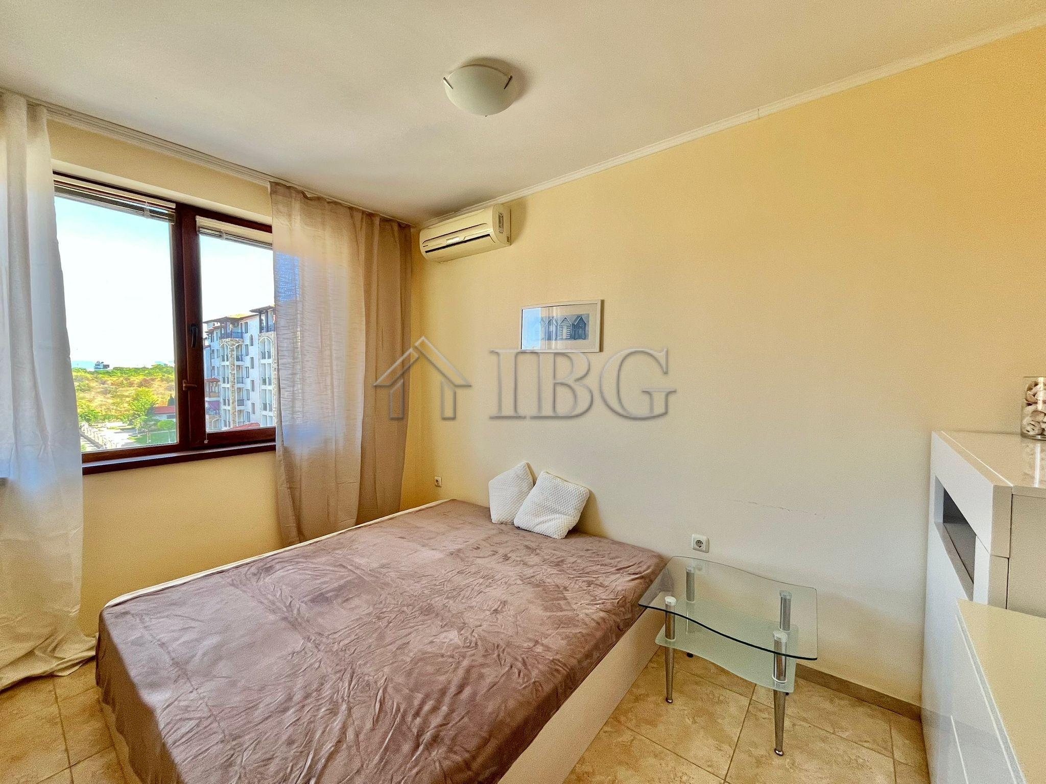 Spacious 3-Bedroom Apartment in Apollon 4, Ravda — photo 14 of 18