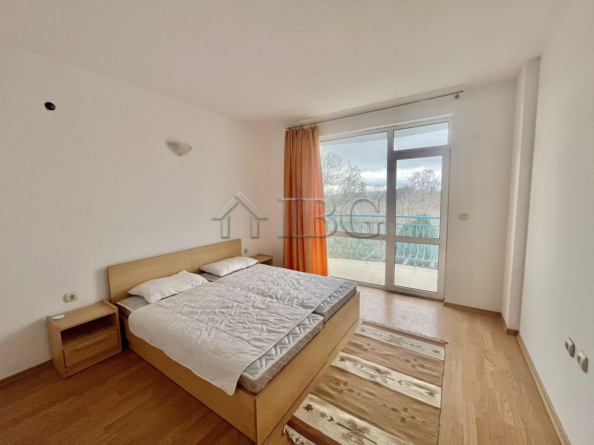 1-Bedroom Apartment with Sea and Green Area View in Sveti Nikola Complex, Sveti Vlas — photo 2