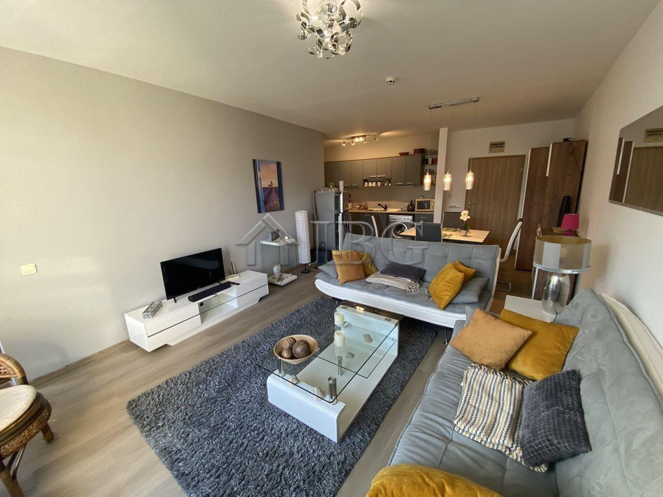 One-Bedroom Apartment with Private Yard in Vineyards Resort, Aheloy — photo 9 of 14