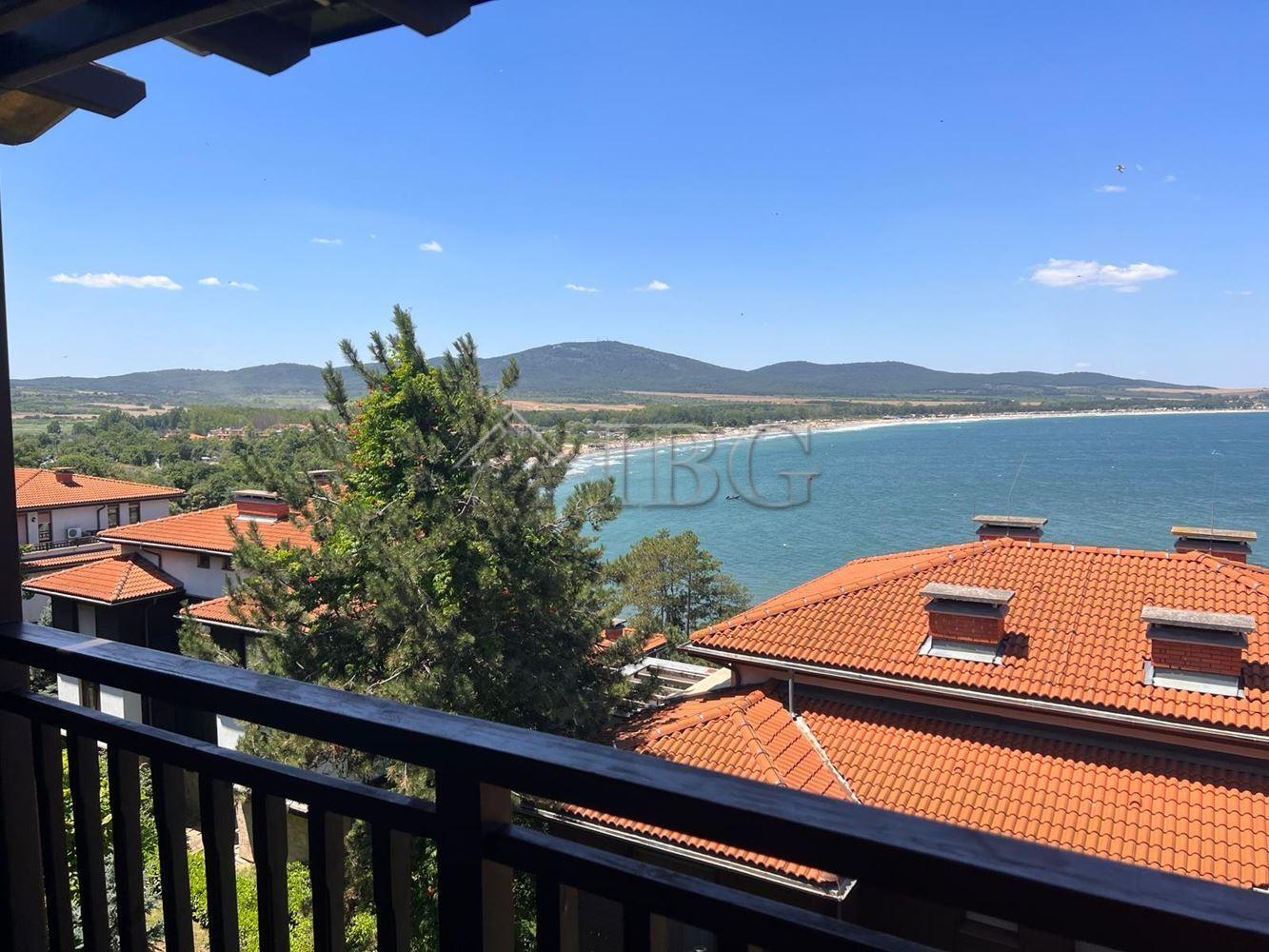 Luxurious Two-Bedroom Apartment with Panoramic Sea Views in Santa Marina, Sozopol — photo 7 of 25