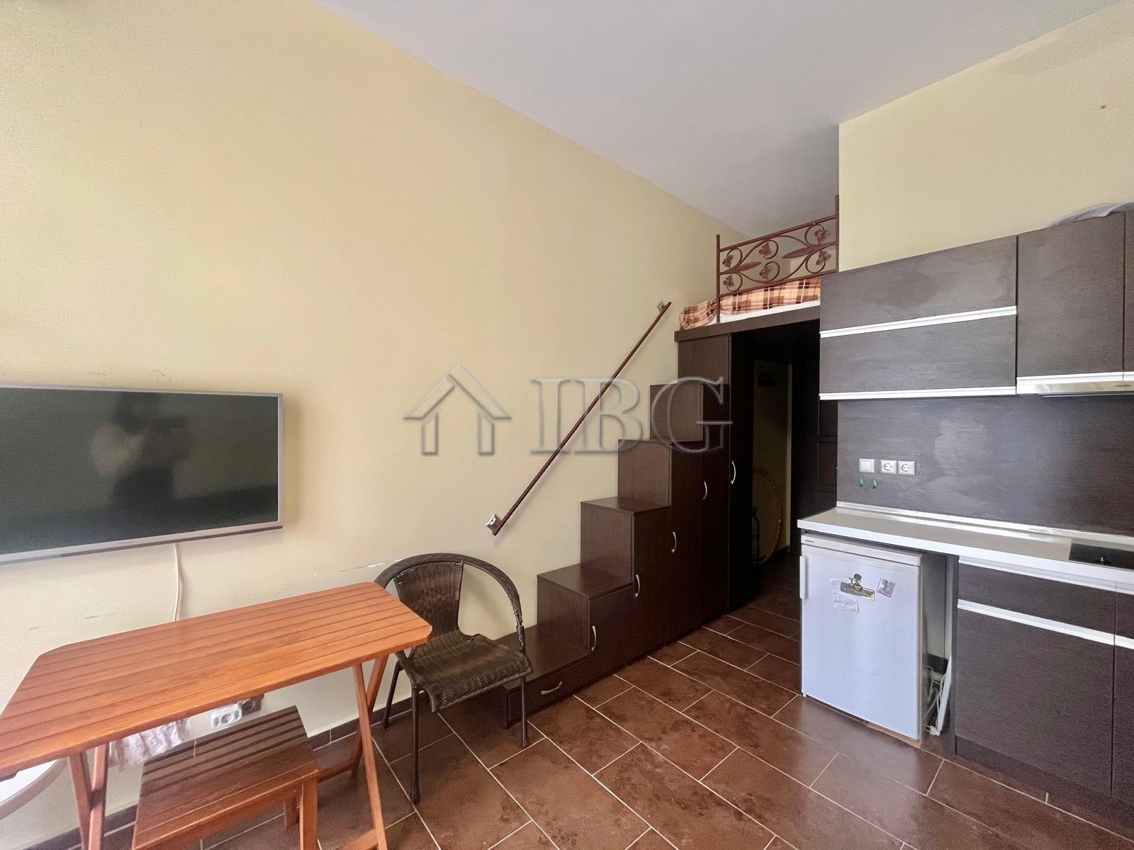 Studio Apartment with Pool View in Odyssey, Nessebar — photo 5