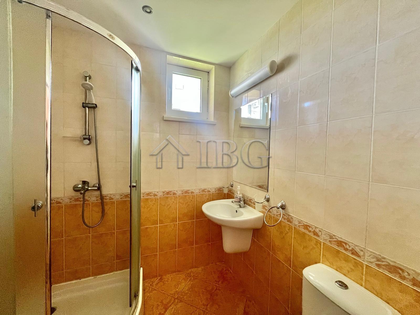 Spacious 2-Bedroom Apartment in Panorama Dreams, Sveti Vlas — photo 12 of 15