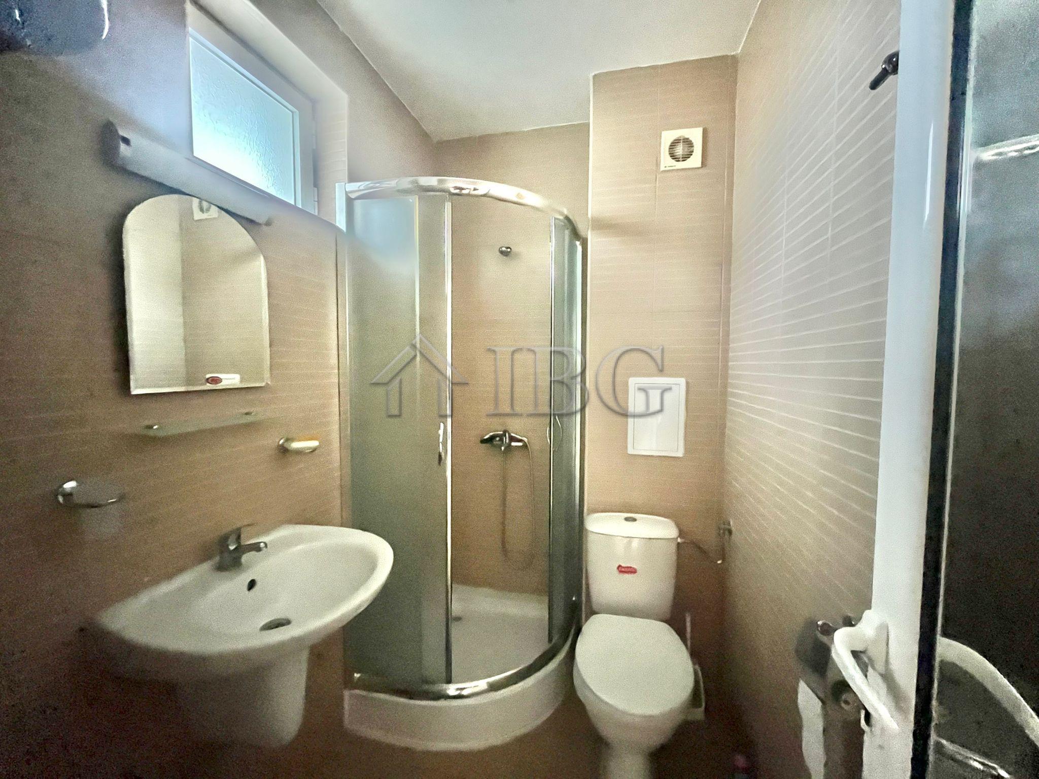 1-Bedroom Apartment with Sea and Green Area View in Sveti Nikola Complex, Sveti Vlas — photo 10 of 19