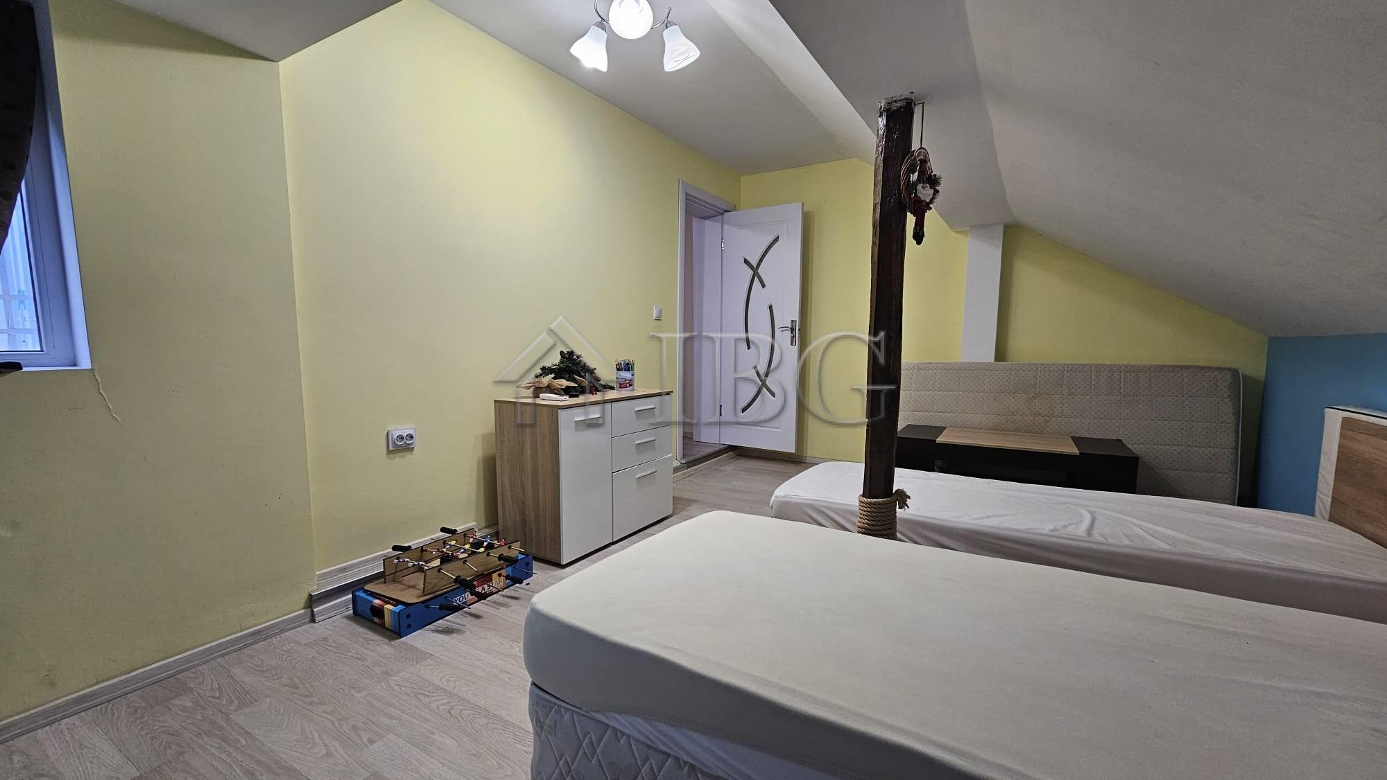 House with 3 bedroooms and yard 1,000 sq.m. Orizare, 15 km to the sea — photo 11 of 24