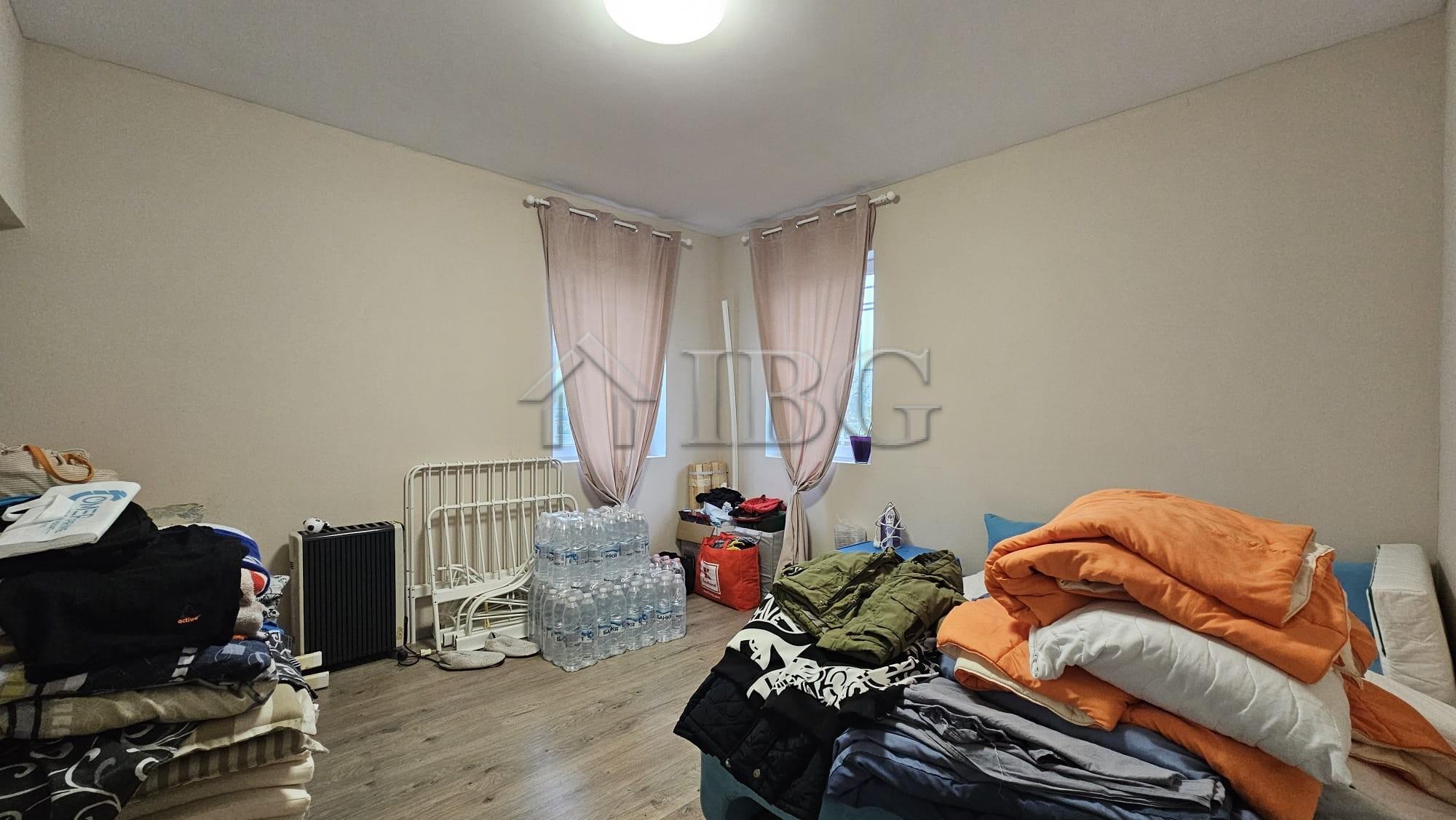 House with 3 bedroooms and yard 1,000 sq.m. Orizare, 15 km to the sea — photo 15 of 24