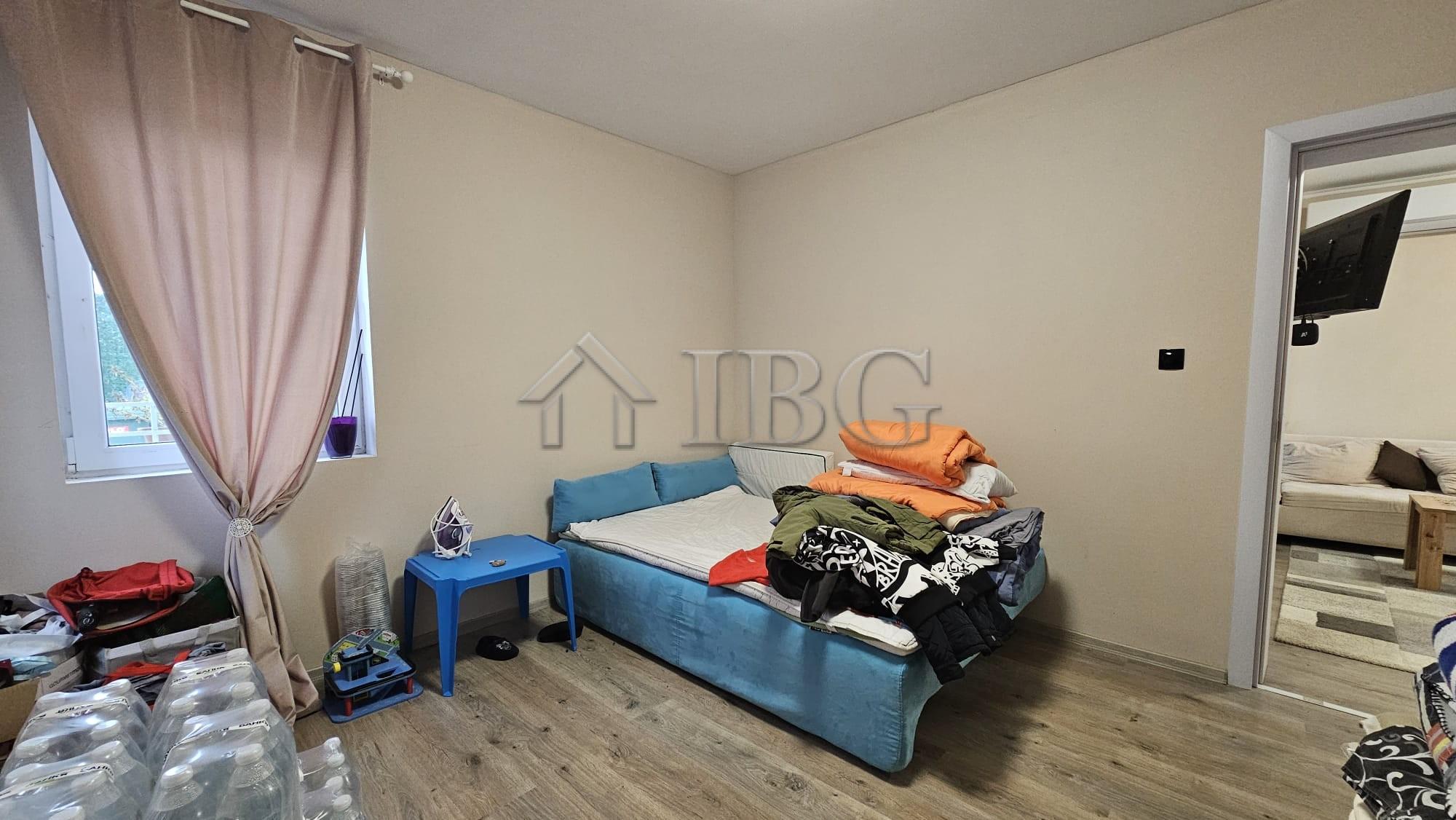 House with 3 bedroooms and yard 1,000 sq.m. Orizare, 15 km to the sea — photo 17 of 24
