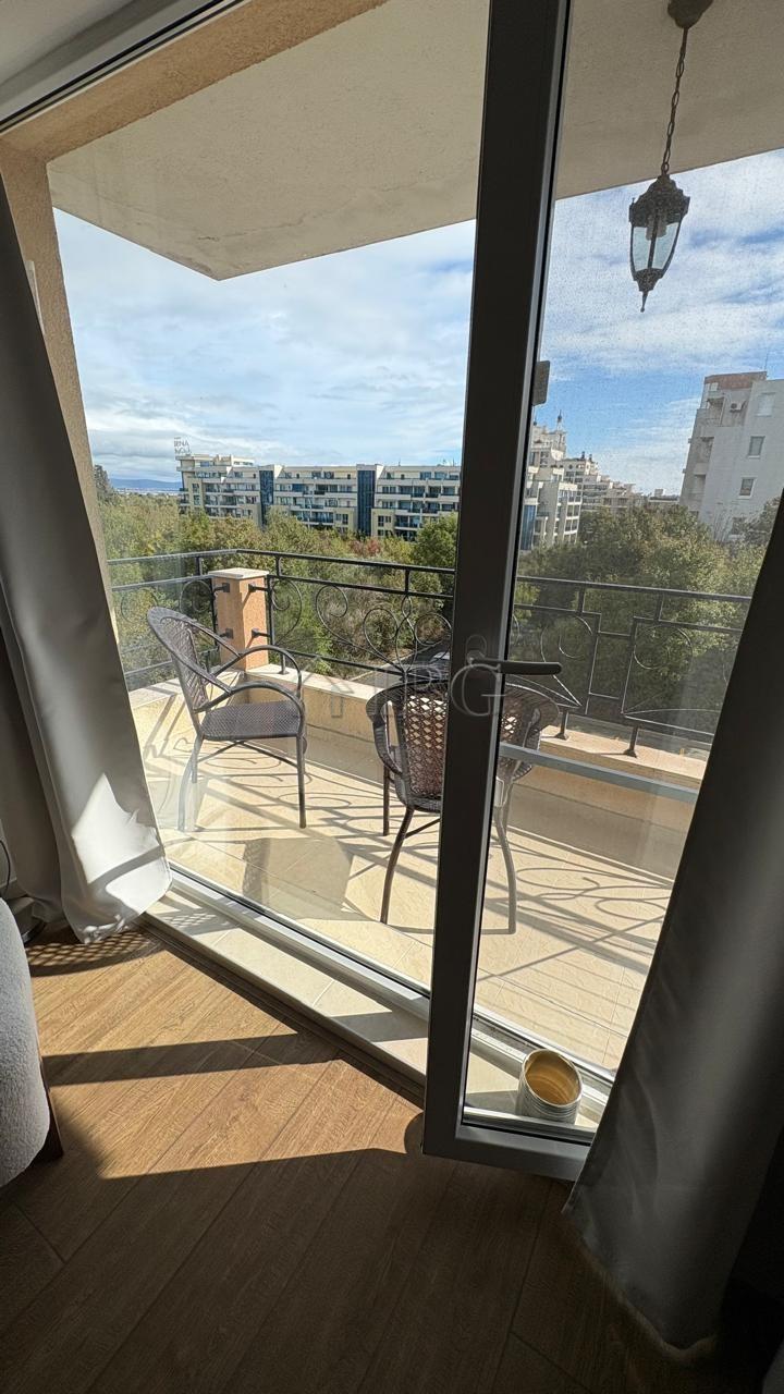 1-Bedroom Apartment with Pool and Yard View in Pomorie Residence, Pomorie — photo 7 of 18