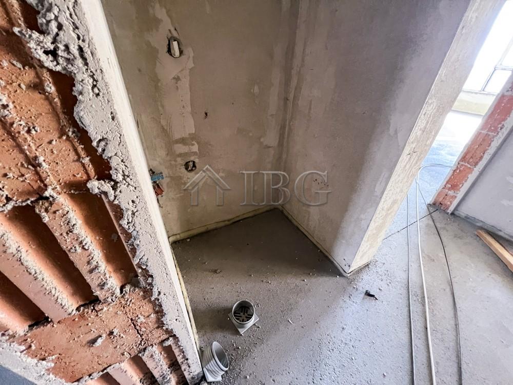 1-Bedroom Apartment in Pomorie New Residential Building — photo 15 of 18