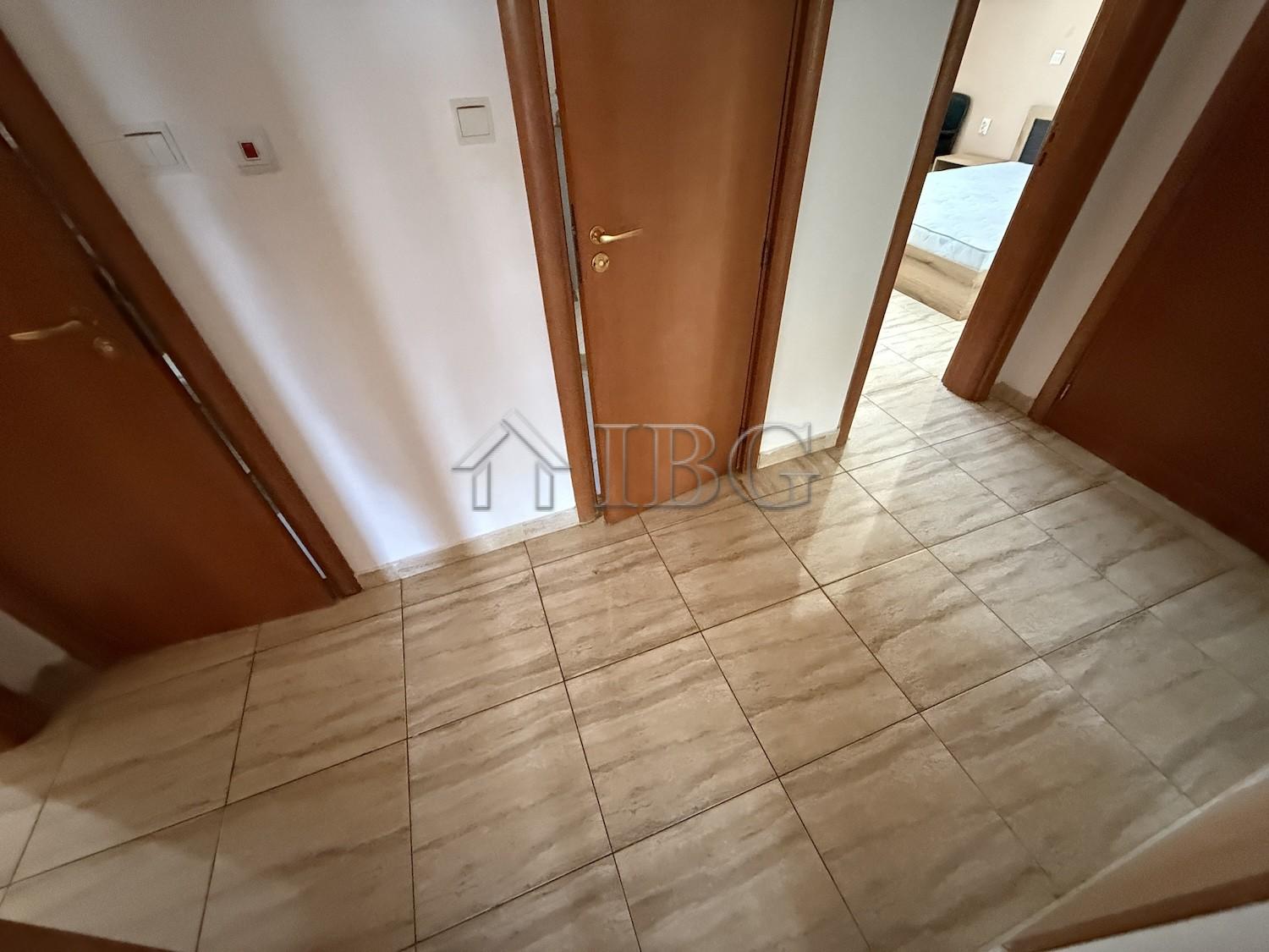 2-Bedroom Apartment in Vodenitsata Complex, Sveti Vlas — photo 12 of 14