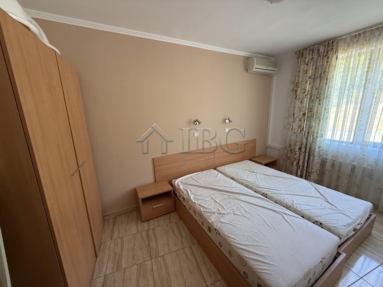 2-Bedroom Apartment in Vodenitsata Complex, Sveti Vlas — photo 8 of 14