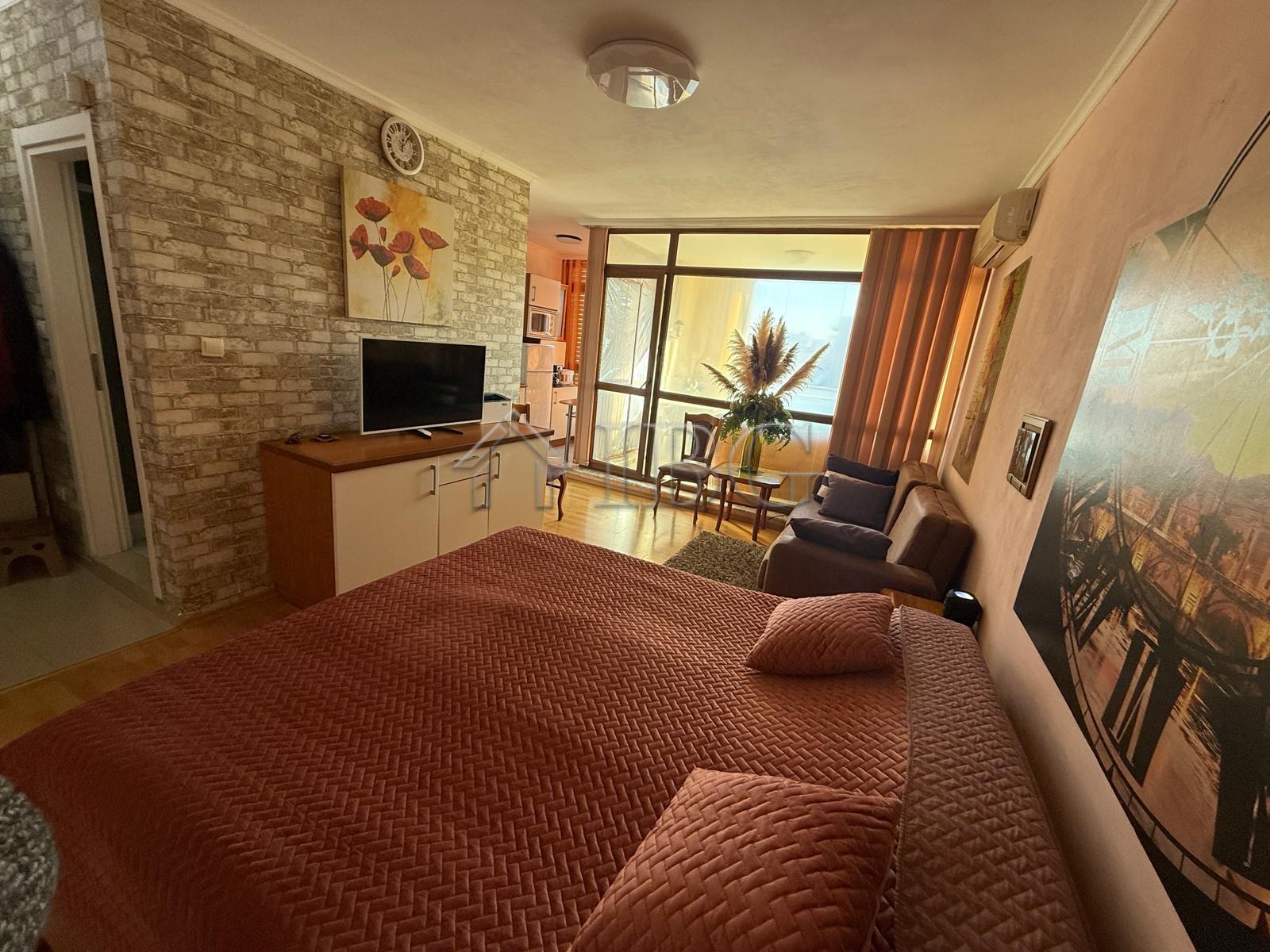 Spacious Studio with Balcony for Sale Sun City 1, Sunny Beach — photo 2