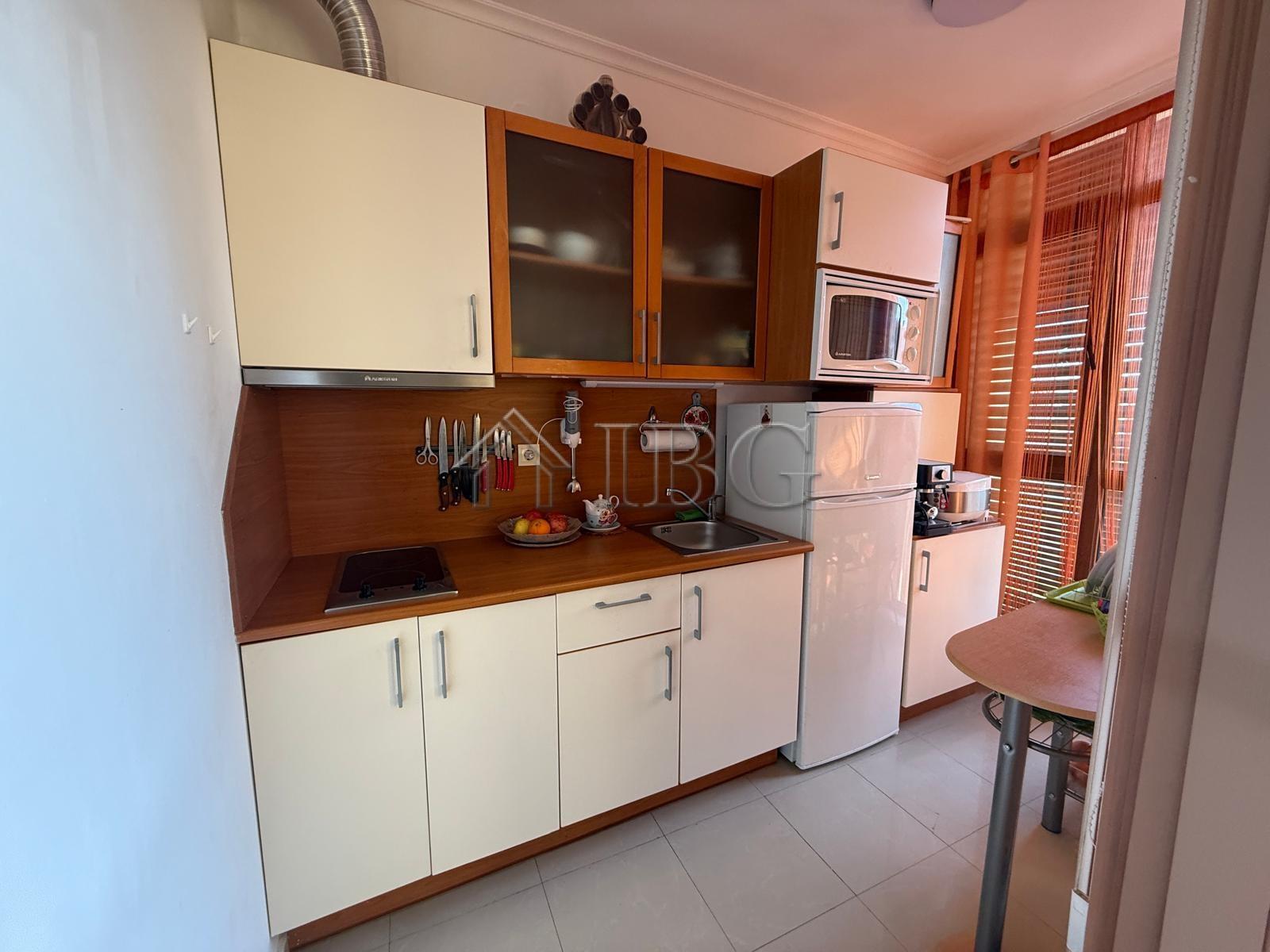 Spacious Studio with Balcony for Sale Sun City 1, Sunny Beach — photo 11 of 14