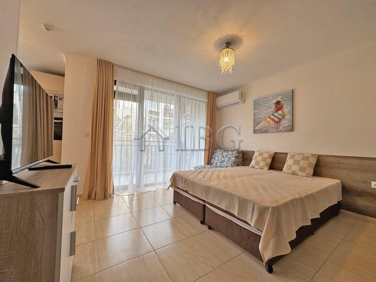 Spacious Studio for Sale Arena 1, Sveti Vlas Next to the Beach & Marina Dinevi — photo 8 of 25