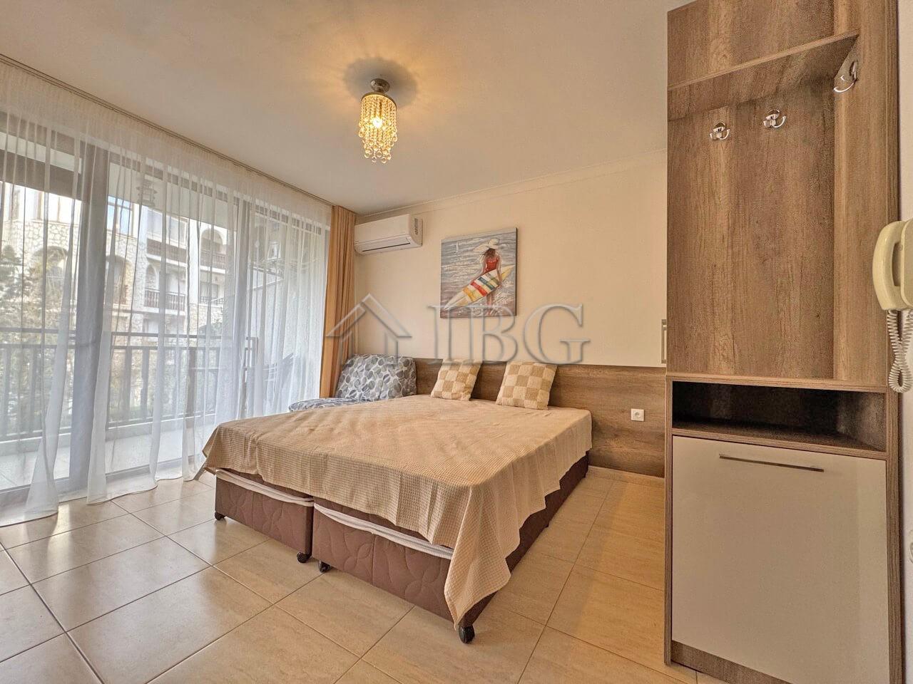Spacious Studio for Sale Arena 1, Sveti Vlas Next to the Beach & Marina Dinevi — photo 3