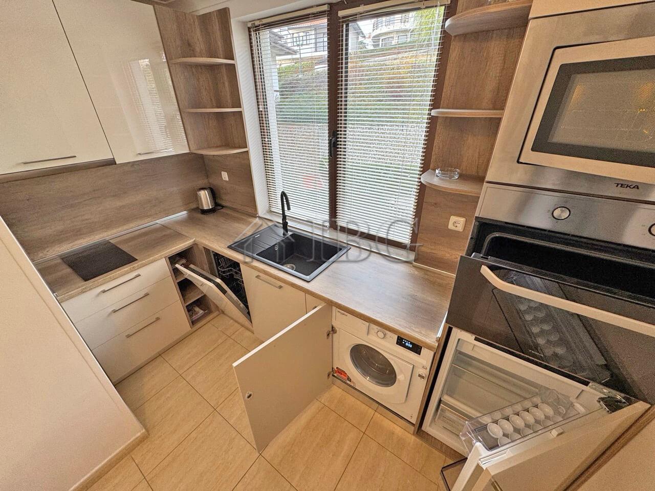Spacious Studio for Sale Arena 1, Sveti Vlas Next to the Beach & Marina Dinevi — photo 5 of 25