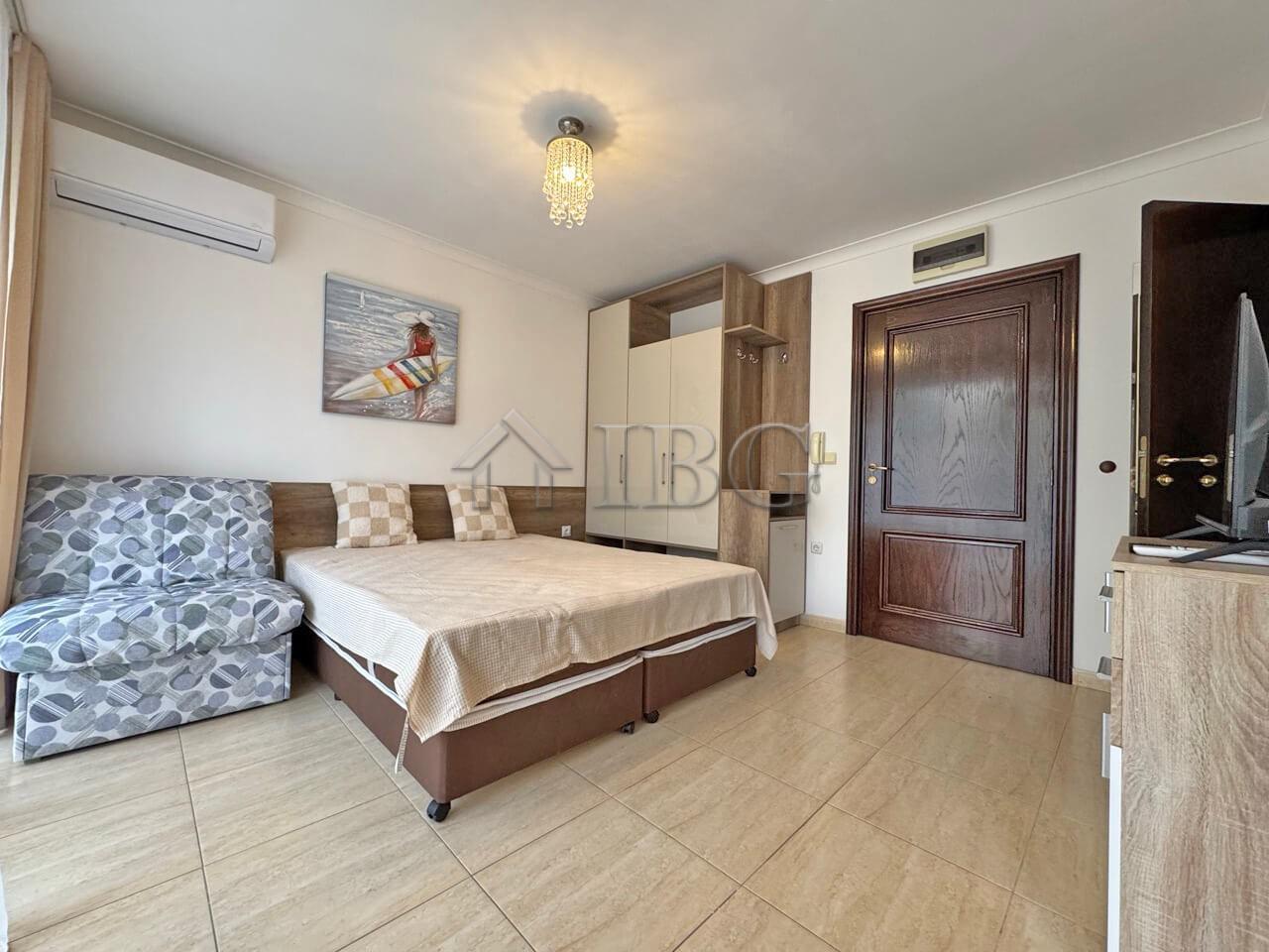 Spacious Studio for Sale Arena 1, Sveti Vlas Next to the Beach & Marina Dinevi — photo 17 of 25