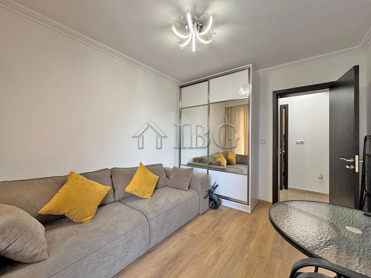 Apartment with 2 bedrooms, 2 bathrooms Pool View Phoenix, Sveti Vlas - Dinevi Resort — photo 16 of 23