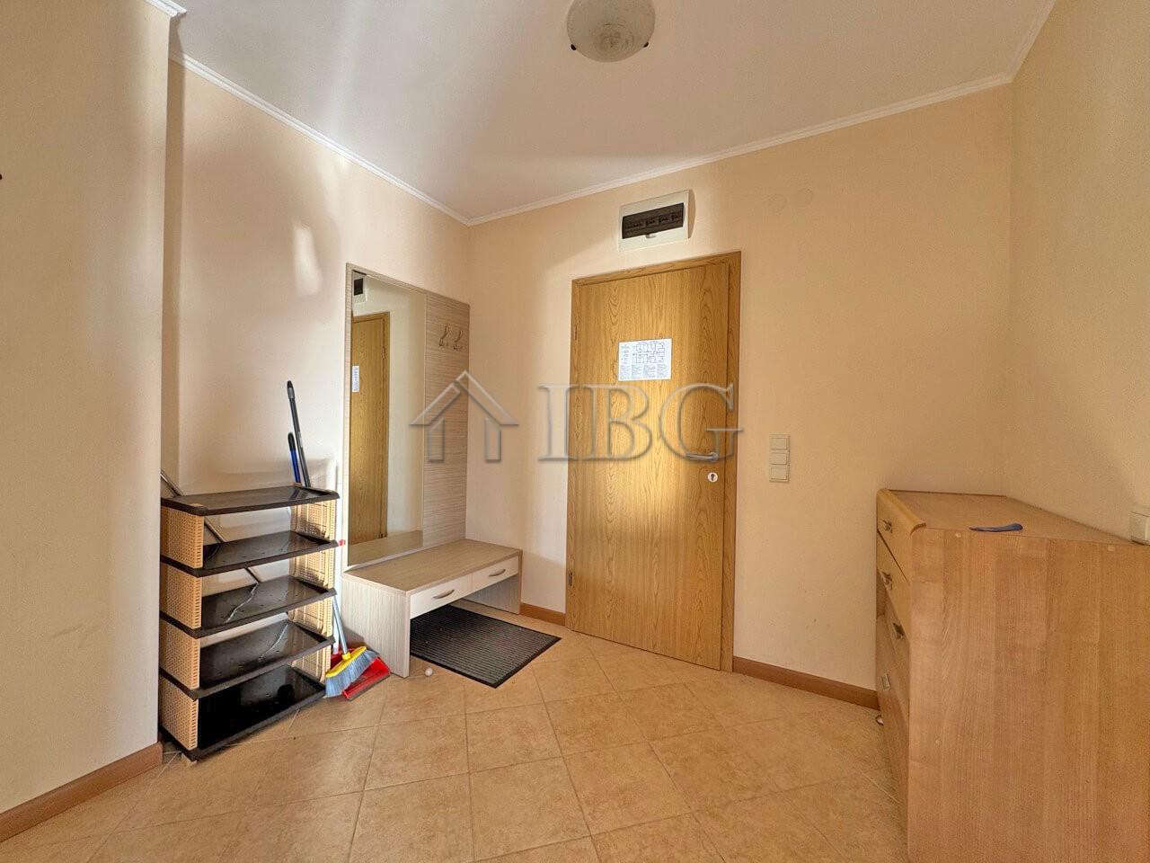 Apartment with 2 Bedrooms and 2 Bathrooms Royal Sun Complex, Sunny Beach — photo 13 of 23