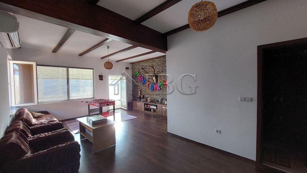 Family house with 3 Bedrooms and 2 Bathrooms located in the newest quarter in Burgas - Meden Rudnik — photo 11 of 24