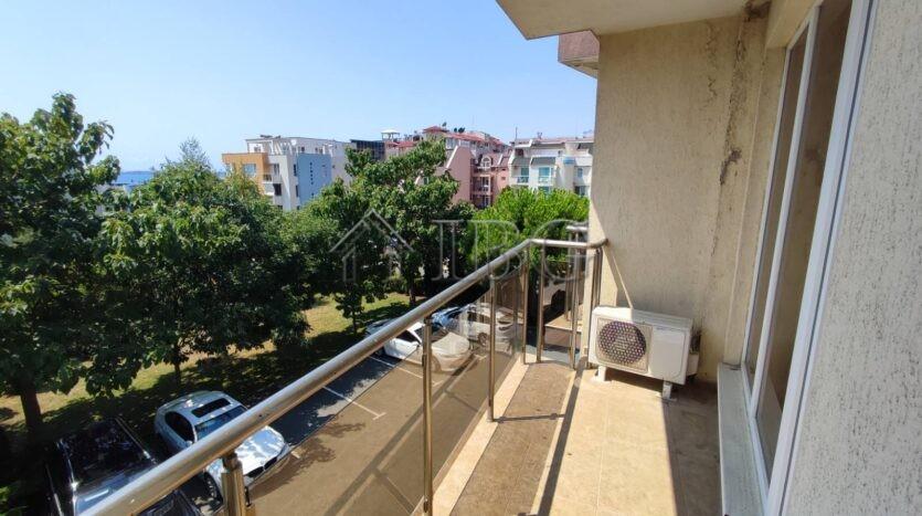 Spacious One-Bedroom Apartment in Mirni Complex, Sveti Vlas — photo 6 of 16