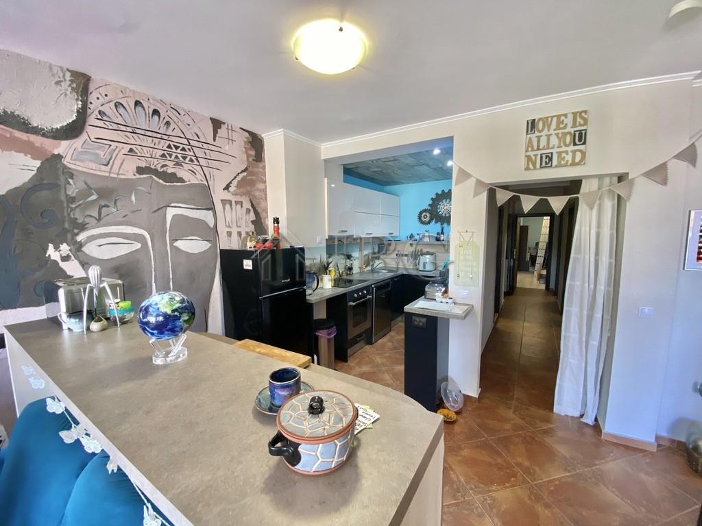 Sea View apartment with 3 bedrooms and 2 bathrooms in Sveti Vlas, no maintenance fee — photo 17 of 25