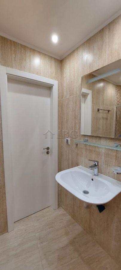 Frontal Sea & Marina View! Excellent 2-Bedroom Apartment in Arena 1, Sveti Vlas First Line — photo 12 of 19
