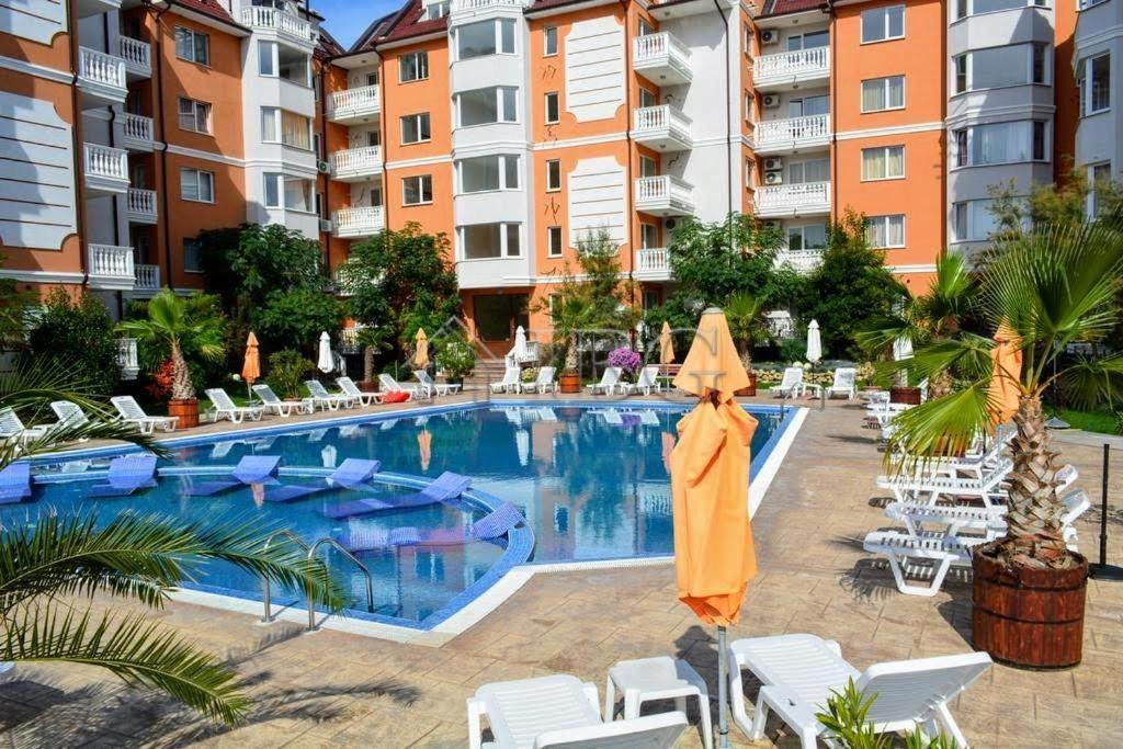 Furnished 1-Bedroom apartment in Sea Diamond, Sunny Beach — photo 13 of 13