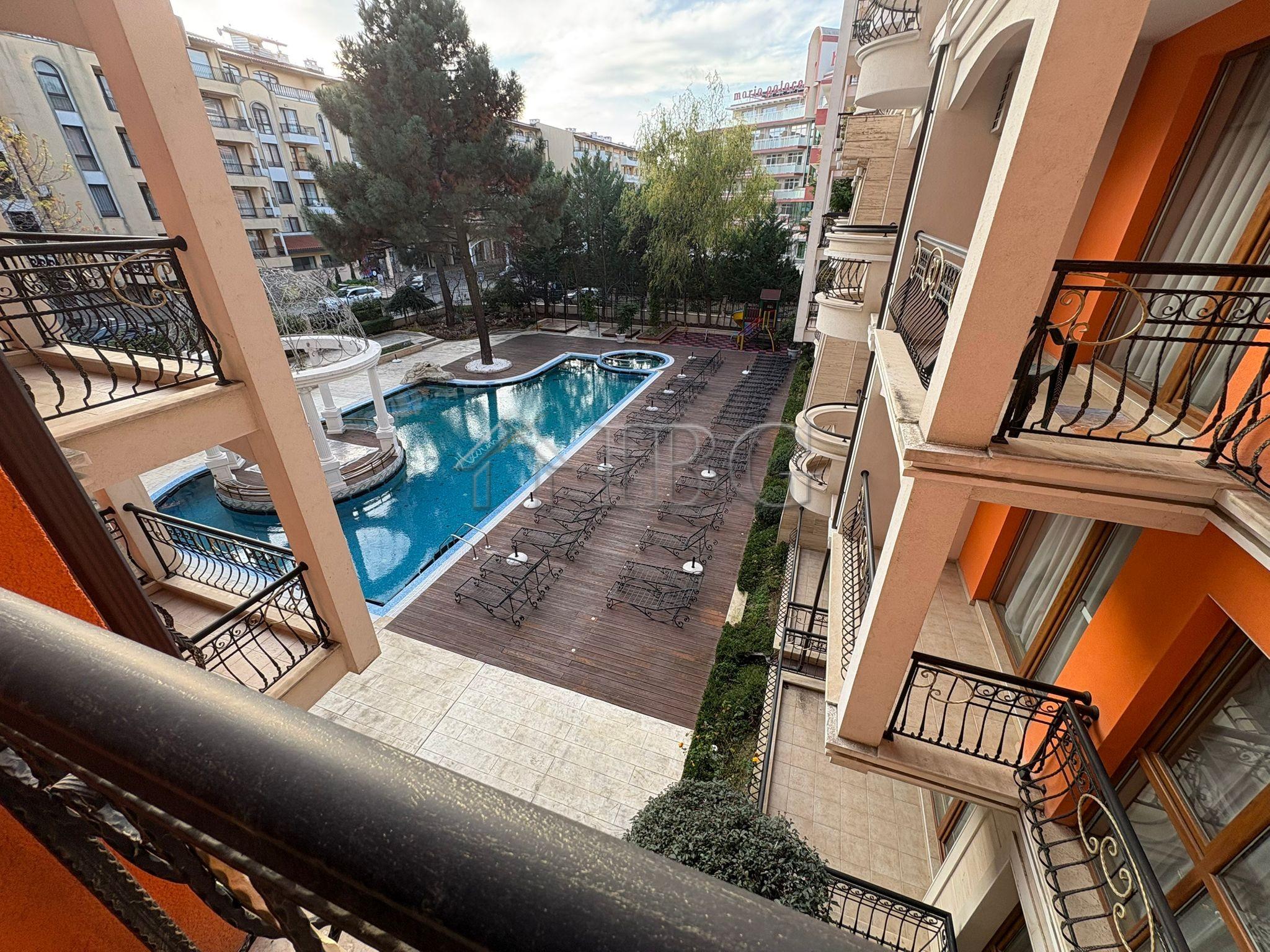 Pool View Apartment with 2 bedrooms, 2 bathrooms in Harmony Palace, Sunny Beach — Sunny Beach