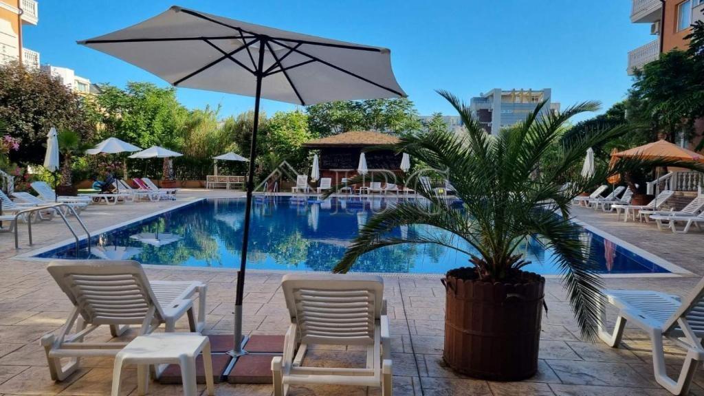 Furnished 1-Bedroom apartment in Sea Diamond, Sunny Beach — photo 2