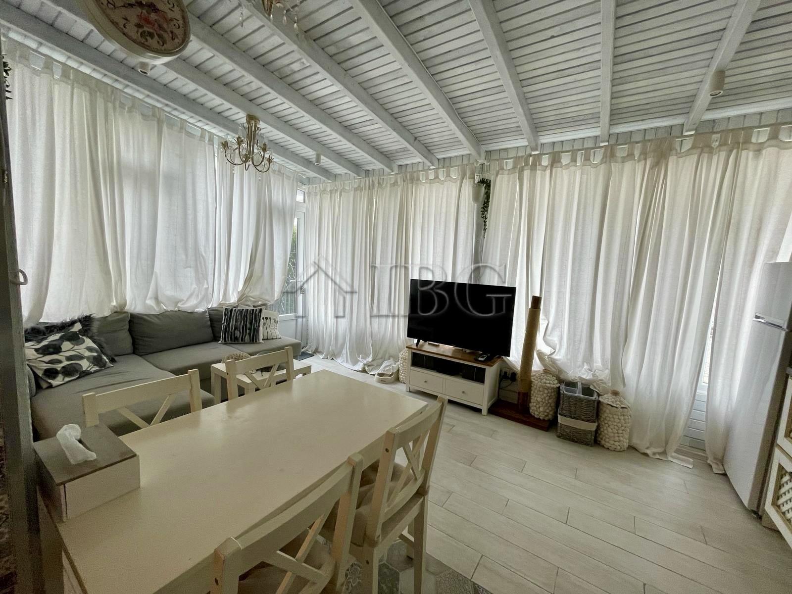 154 sq. m. Apartment with 3 bedrooms and own yard in Sun Gate, Sunny Beach — photo 6
