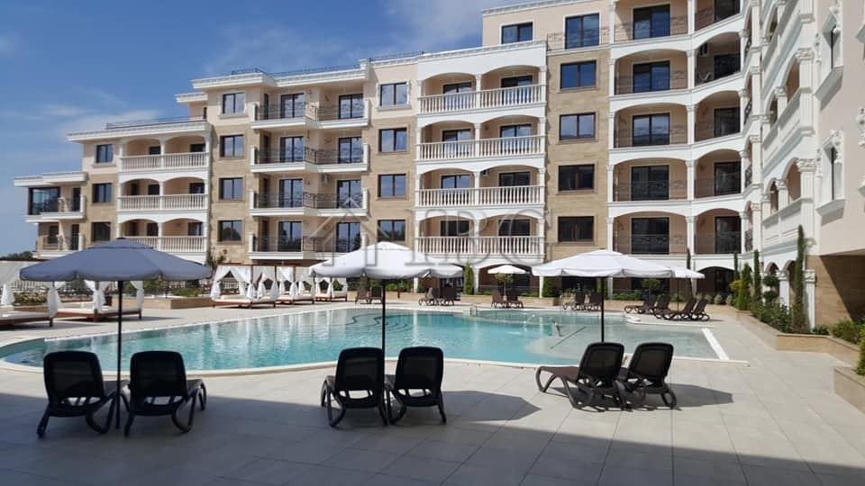 Beachfront 1-Bedroom Apartment Valencia Gardens, Nessebar — photo 3