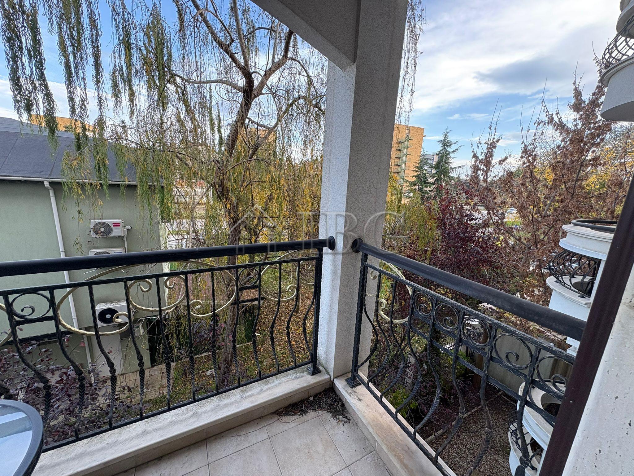 Pool View Apartment with 2 bedrooms, 2 bathrooms in Harmony Palace, Sunny Beach — photo 12 of 25
