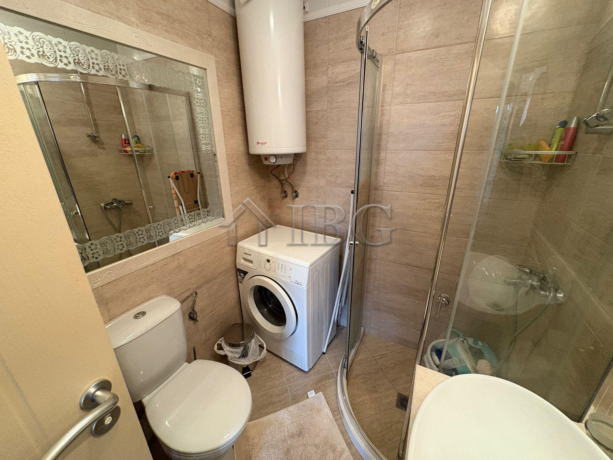 Pool View Apartment with 2 bedrooms, 2 bathrooms in Harmony Palace, Sunny Beach — photo 24 of 25