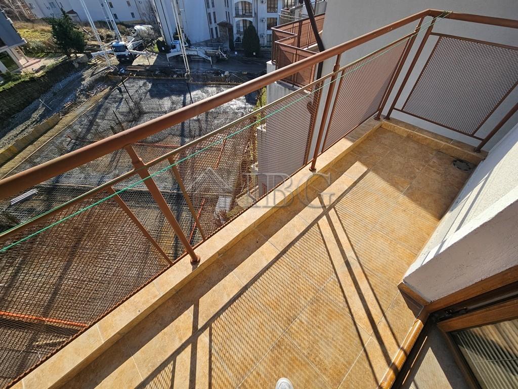 Sea view 2-bedroom apartment for sale in Complex Compass, Sveti Vlas, Dinevi Resort — photo 19 of 25