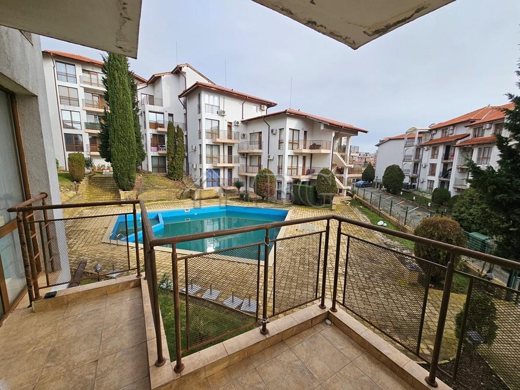 Pool view 1-bedroom apartment for sale in Complex Compass, Sveti Vlas, Dinevi Resort — photo 8 of 20