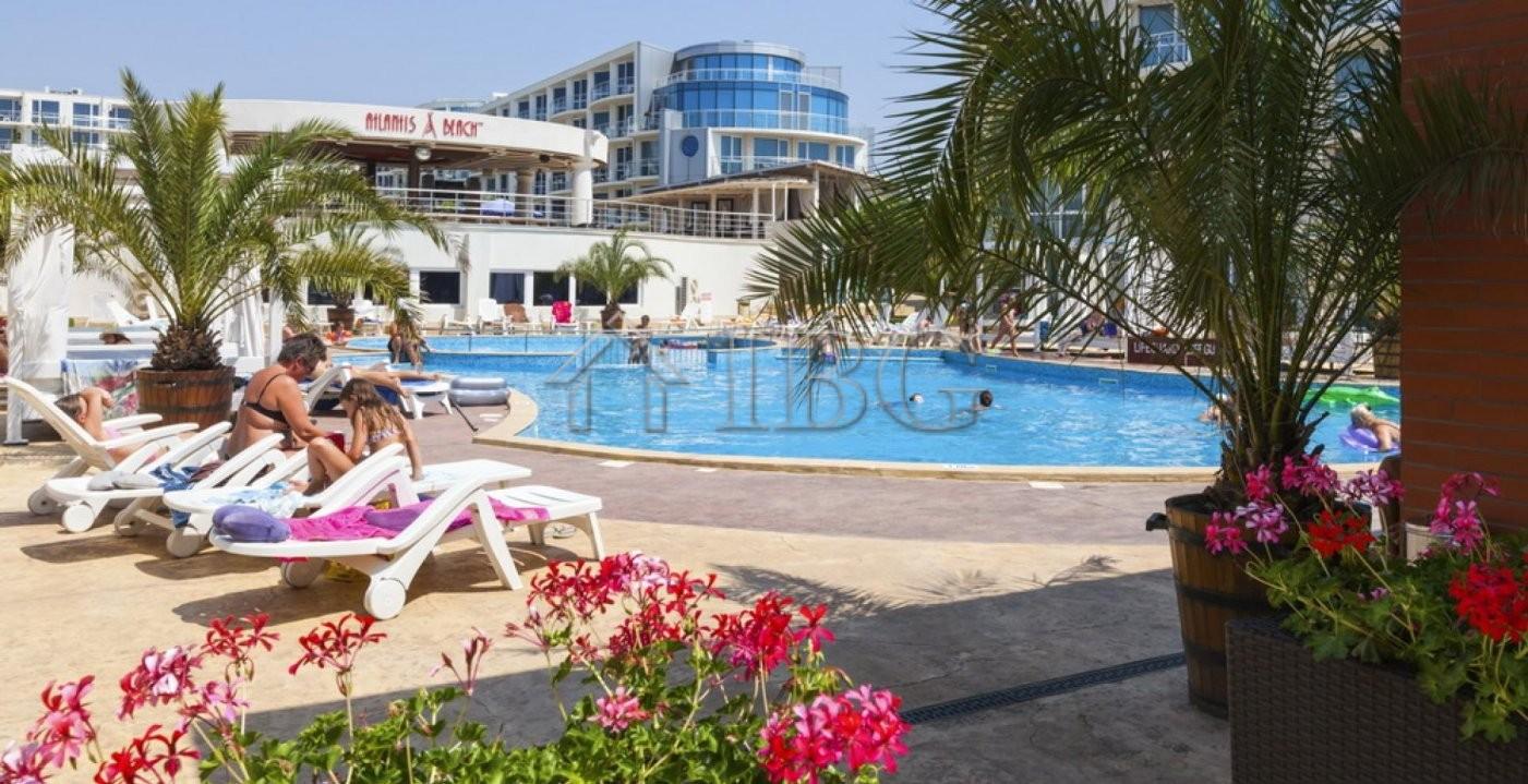 1-bedroom apartment with sea and pool views in Atlantis Resort & Spa, Sarafovo, Burgas — photo 17 of 20