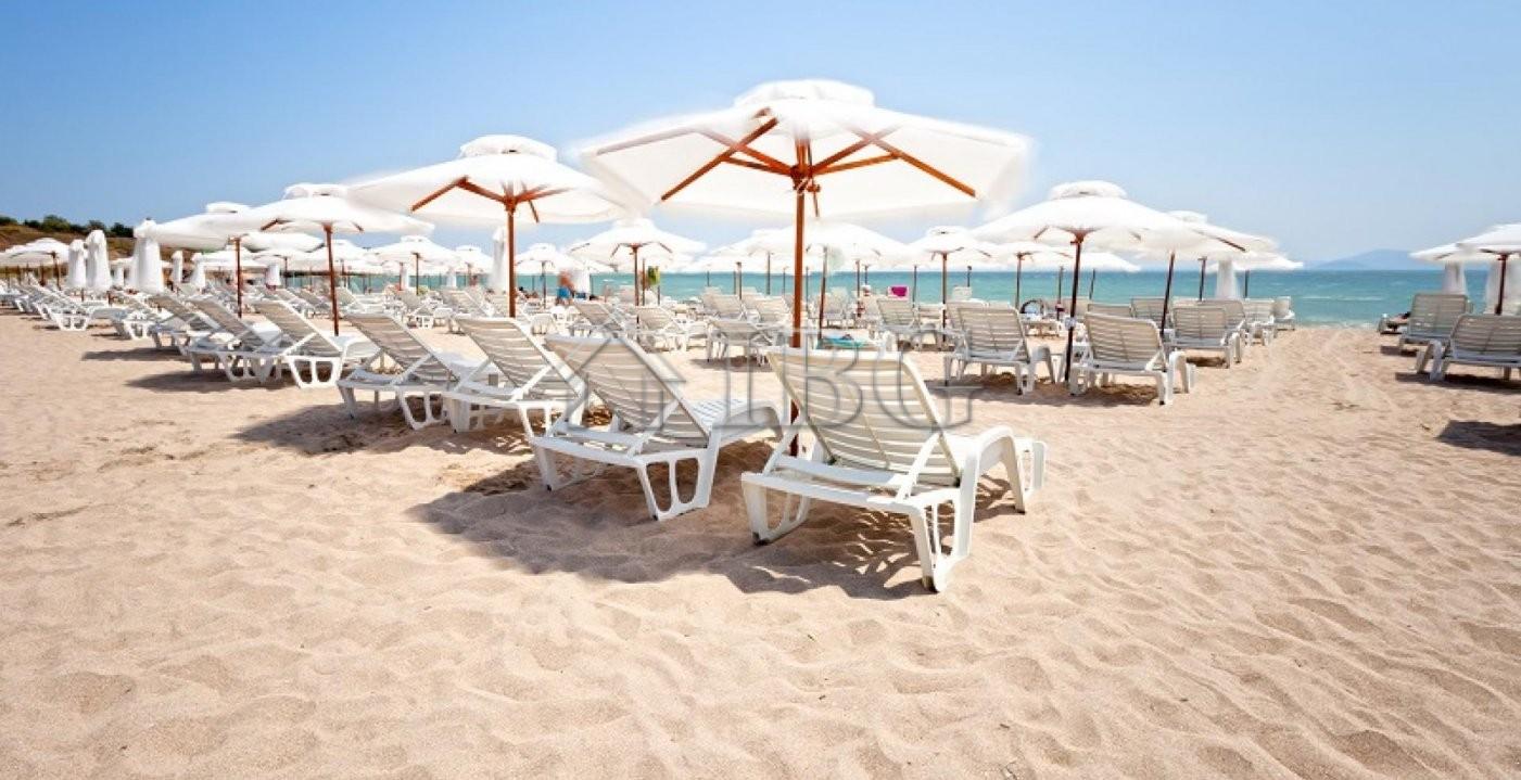 237 sq. m. Apartment with 2 bedrooms, sea and pool views in Atlantis Resort & Spa, Sarafovo, Burgas — photo 17 of 24
