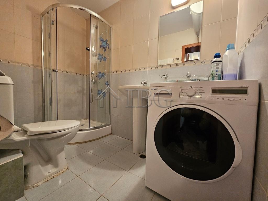 Pool view 1-bedroom apartment for sale in Complex Compass, Sveti Vlas, Dinevi Resort — photo 18 of 20