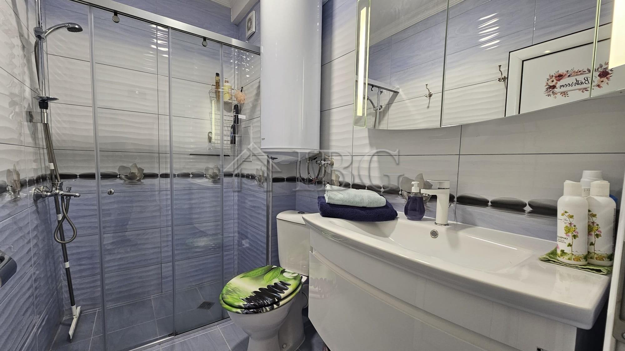 Spacious Apartment for Sale Magnolia 6, Sunny Beach — photo 18 of 23