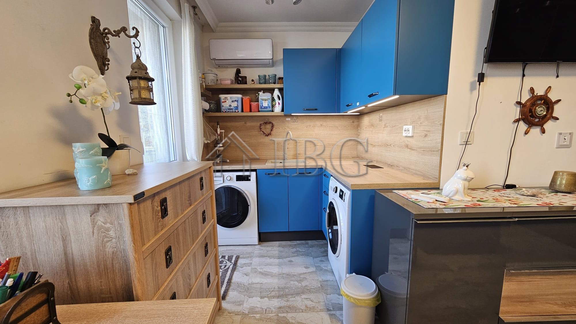 Spacious Apartment for Sale Magnolia 6, Sunny Beach — photo 16 of 23