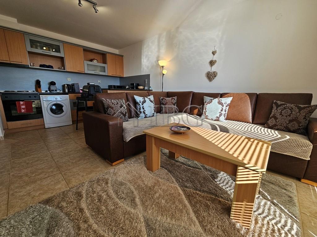 Sea view 2-bedroom apartment for sale in Complex Compass, Sveti Vlas, Dinevi Resort — photo 8 of 25