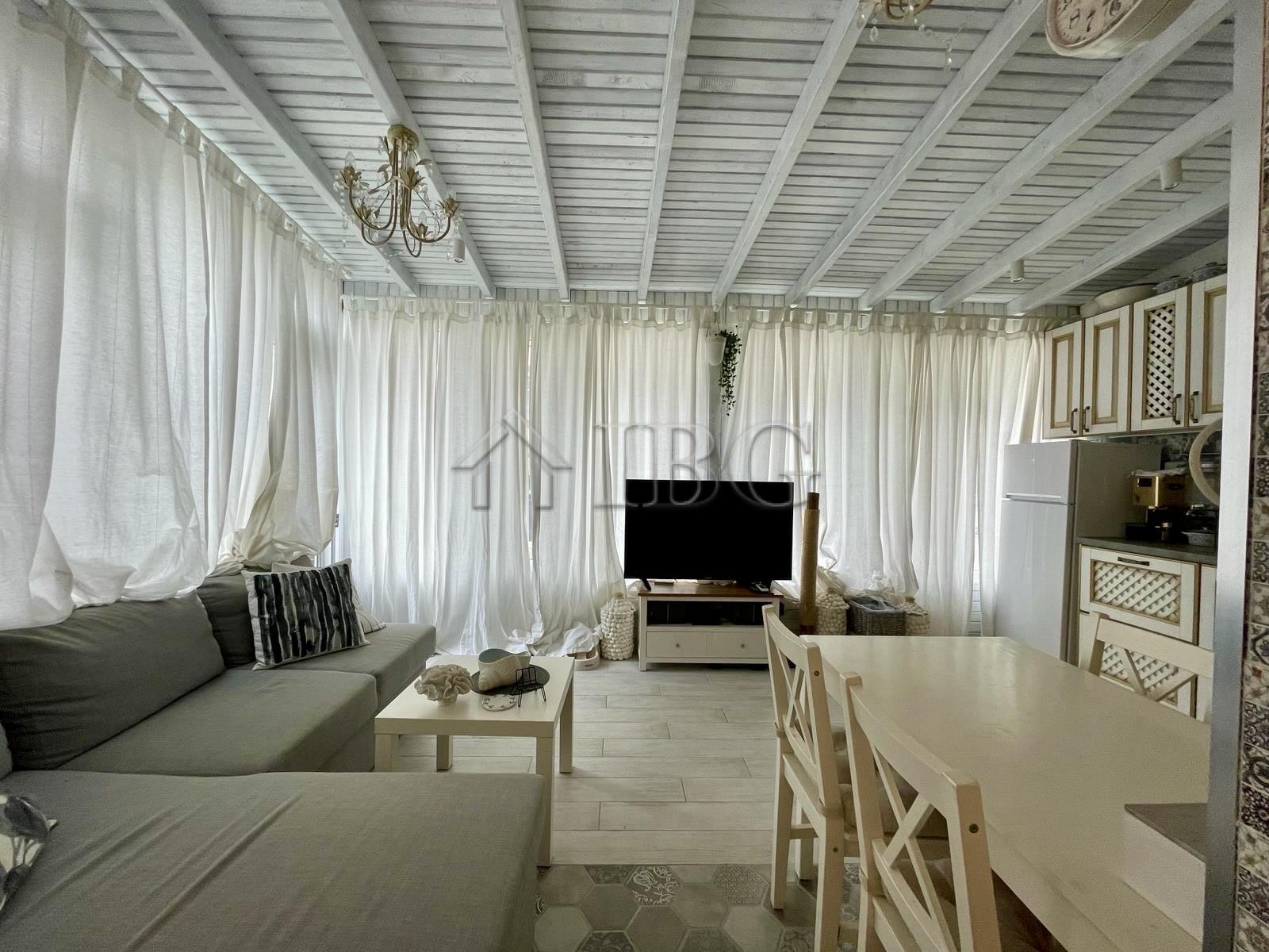 154 sq. m. Apartment with 3 bedrooms and own yard in Sun Gate, Sunny Beach — photo 11 of 25