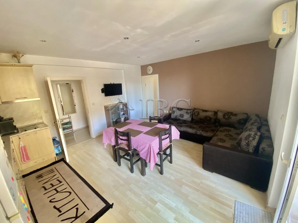 Two-bedroom apartment in Complex Sunset, 150 m. to the beach in Sveti Vlas — photo 8 of 18