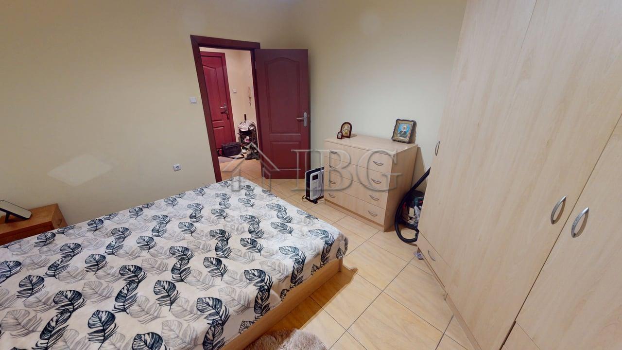 Furnished 1-Bedroom Apartment in Amadeus 1, Sunny Beach — photo 7 of 11